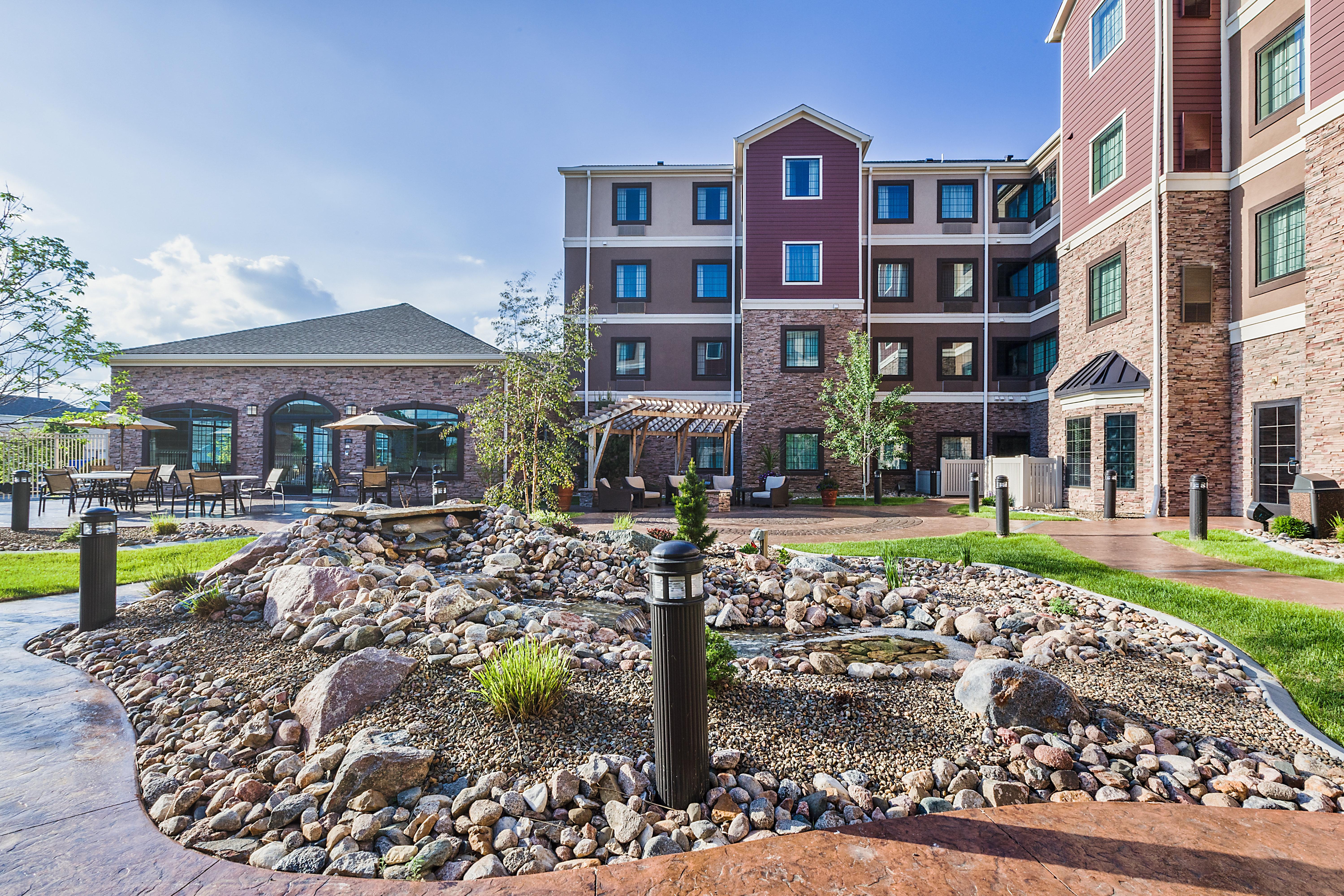 Staybridge Suites Bismarck By Ihg Exterior foto